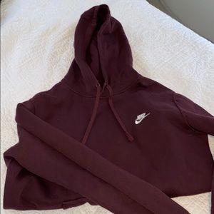 Maroon Nike hoodie large